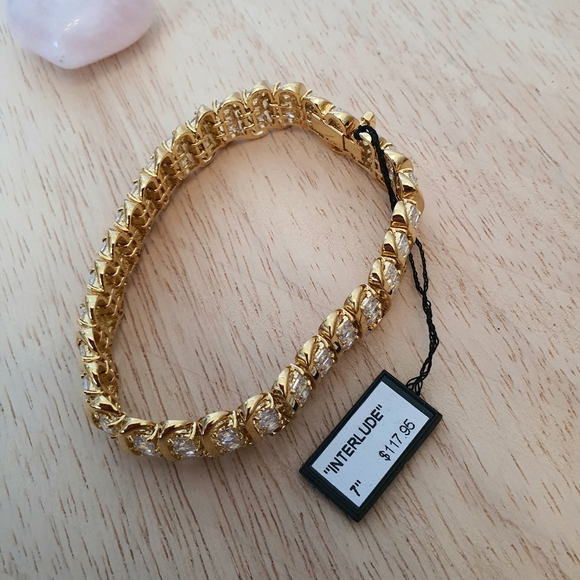 "Interlude" Gold Fifth Avenue Collection Bracelet - Picture 3 of 10